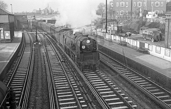 34001 1959 Gravesend Central