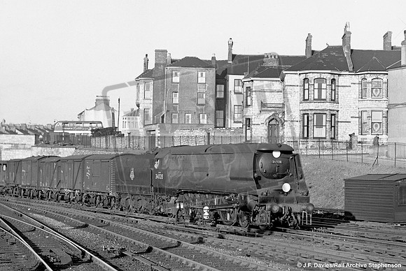 34028 1955-04-12 Plymouth