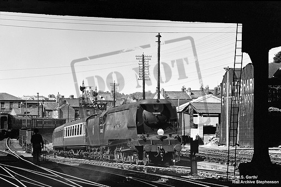 34033 1952-06-27 Exeter Central