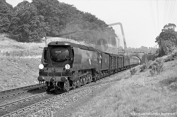 34068 1957-08-01  Sandling Junction