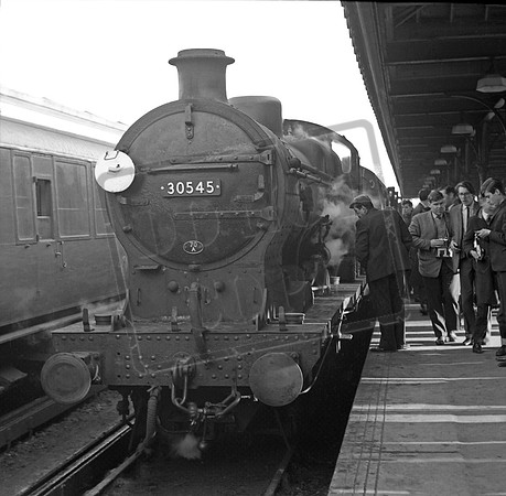 30545 1965-01-03 Reading Southern