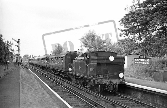 30053 1964-07-05 Tadworth and Walton-on-the-Hill