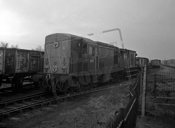 D8238 Ponders End Gas Works 1968 Brimsdown
