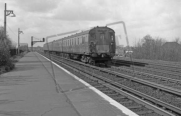 EMU 5344 1960s Raynes Park