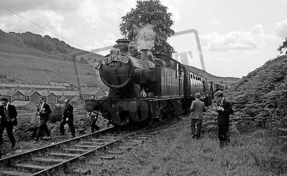 6643 1965-07-31 Senghenydd