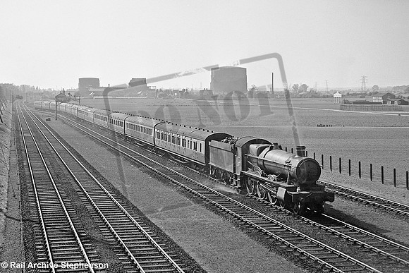 4945 1940-05-05 Slough