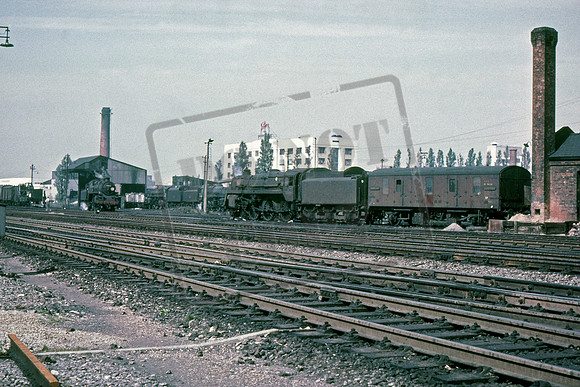 73002 1964-08-27 Basingstoke