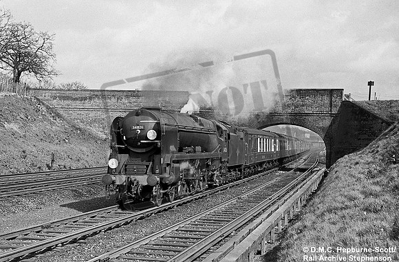 34026 1966-03-27 Weybridge