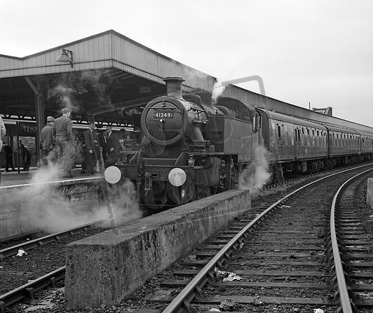 41249 1966-03-06 Templecombe