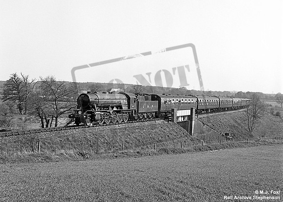 LMR 600 1966-04-30 near Bentley