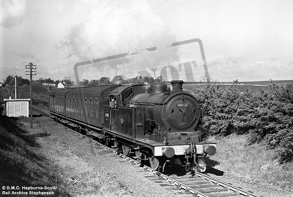 69690 1958-05-12 Audley End