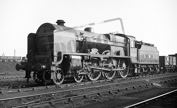 5532 1937-10-10 Crewe