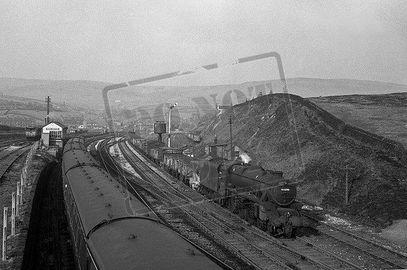 44695 1965-04-02 Diggle