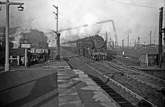 70044 1956-10 Bletchley