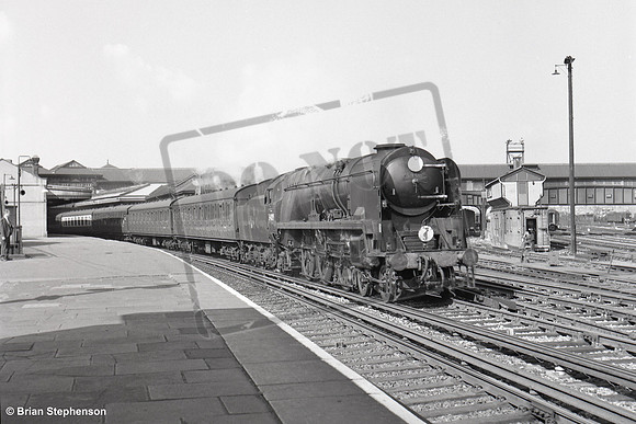 34089 1967-06 Clapham Junction