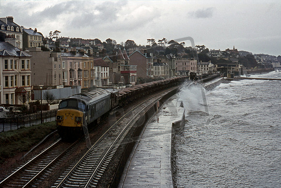 450xx 1976-12-22 Dawlish