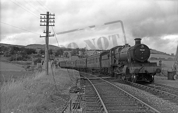 7821 1960s Strata Florida