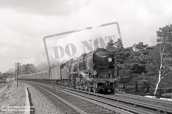 34004 1967-03-30 near Beaulieu Road