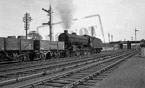 61103 1966-04-01 Thornton Junction
