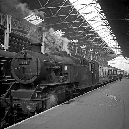 42251 1962-03-25 Marylebone