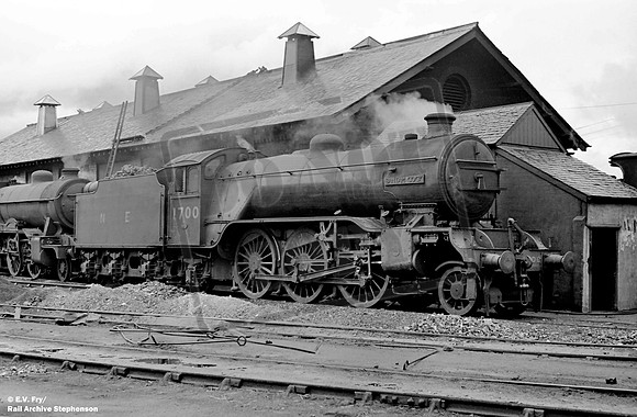1700 1947 Fort William shed