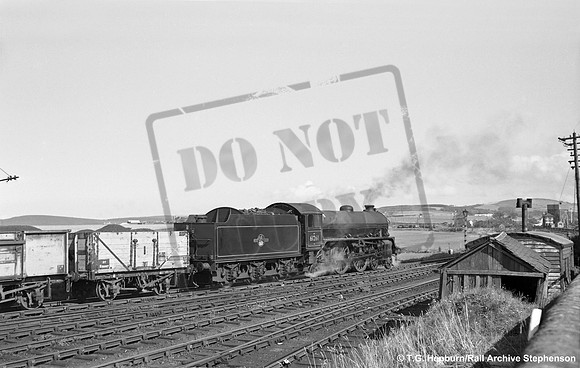 61261 1963-09 Girvan old station