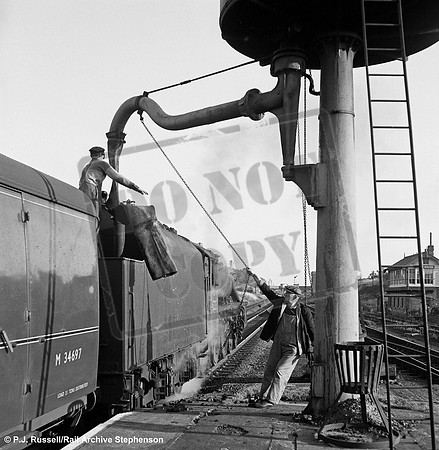 45222 1966-09 Rugby Central