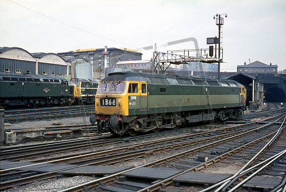 1109 1972 Kings Cross