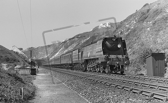 34071 1949-07-12 Folkestone Warren