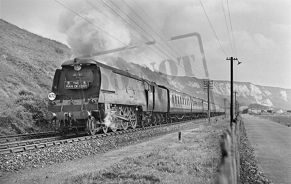 34097 1955-08-01 Folkestone Warren