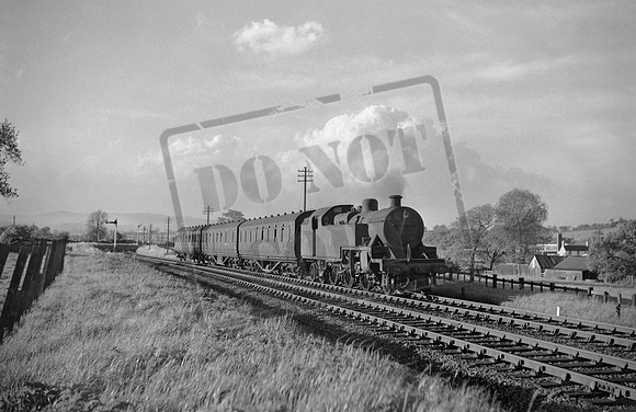 42331 1957 Rocester