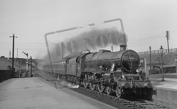 45650 1961-05-13 Wellingborough Midland Road Station