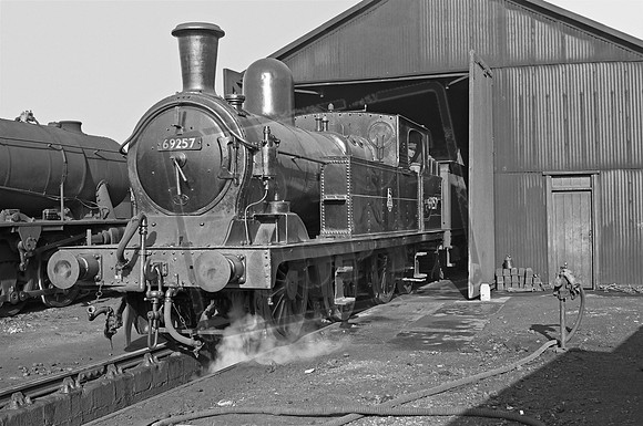 69257 1956-09-28 Gorton Works weigh house