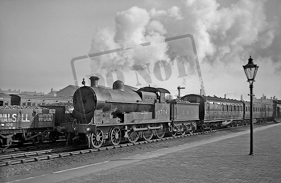 5704 1934-04-03 Northampton Castle