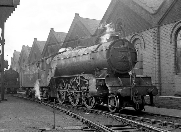 60813 1959-07-11 Haymarket shed
