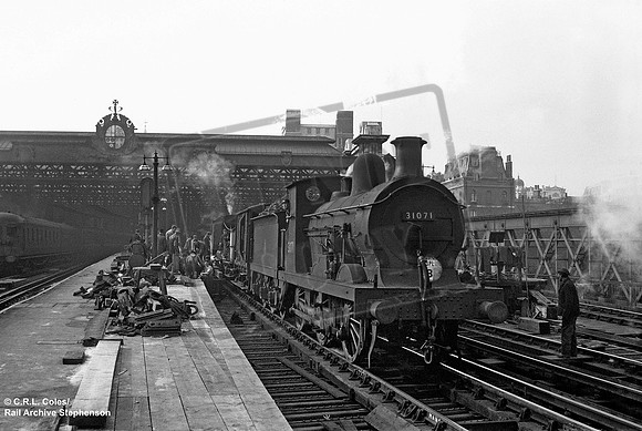 31071 1954-04-03 Charing Cross