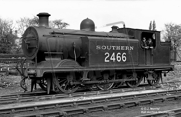 2466 1937-05 Norwood Junction shed