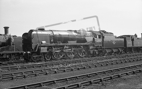 34093 1960-09-11 Eastleigh