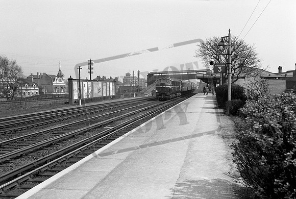 10000 1950s Raynes Park