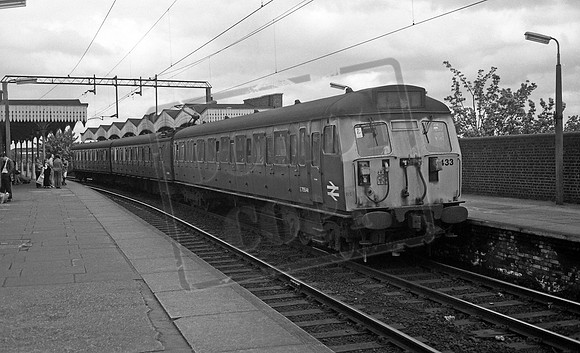 EMU 433 1970s Lower Edmonton