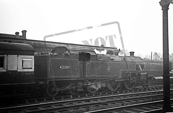 42309 1955c Stafford station