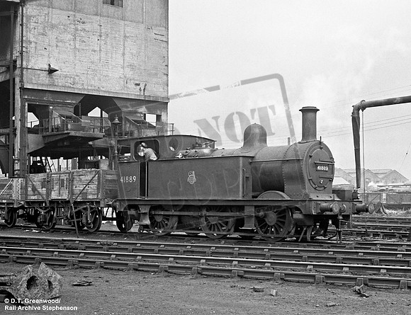 41889 1953-08 Derby shed