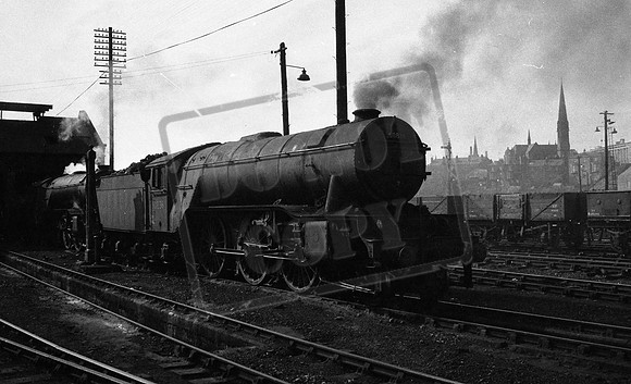 60836 1966-04-01 Dundee-ROneg-1704-145