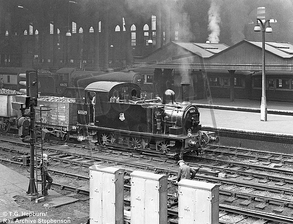 68619 1950s Liverpool Street