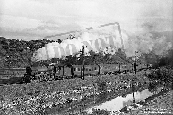 45679 1959-04 near Dunblane
