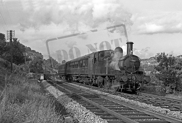 1453 1964-10 Ham Mill Crossing Halt