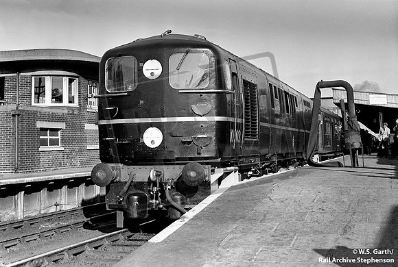 10202 1951-10-17 Templecombe