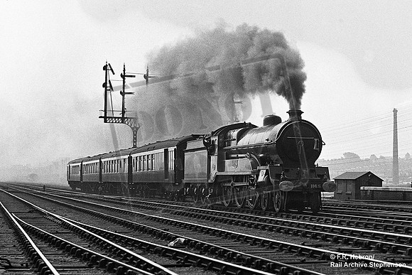 1165 1924 Wood Green