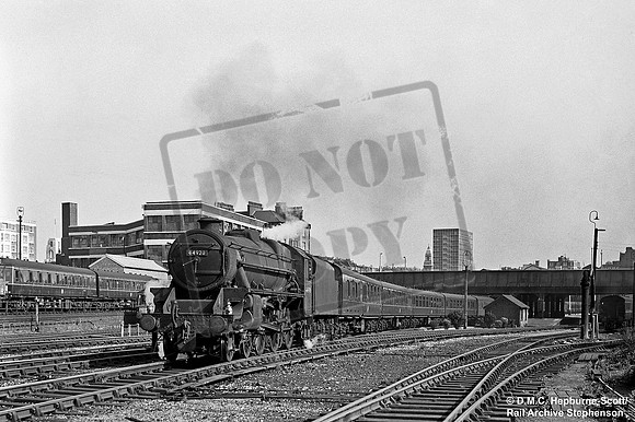 44920 1966-05-16 Marylebone