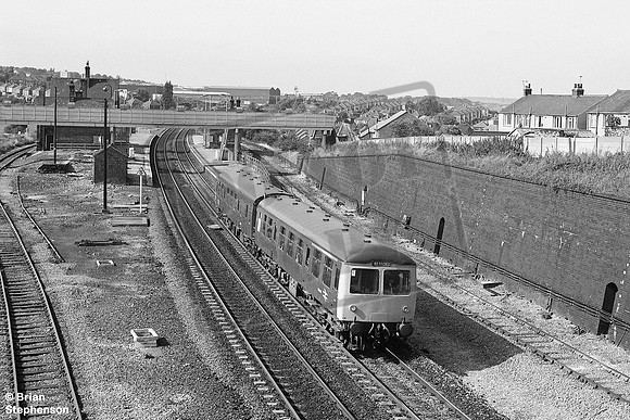 DMU E56446 1982-09-03 Woodhouse